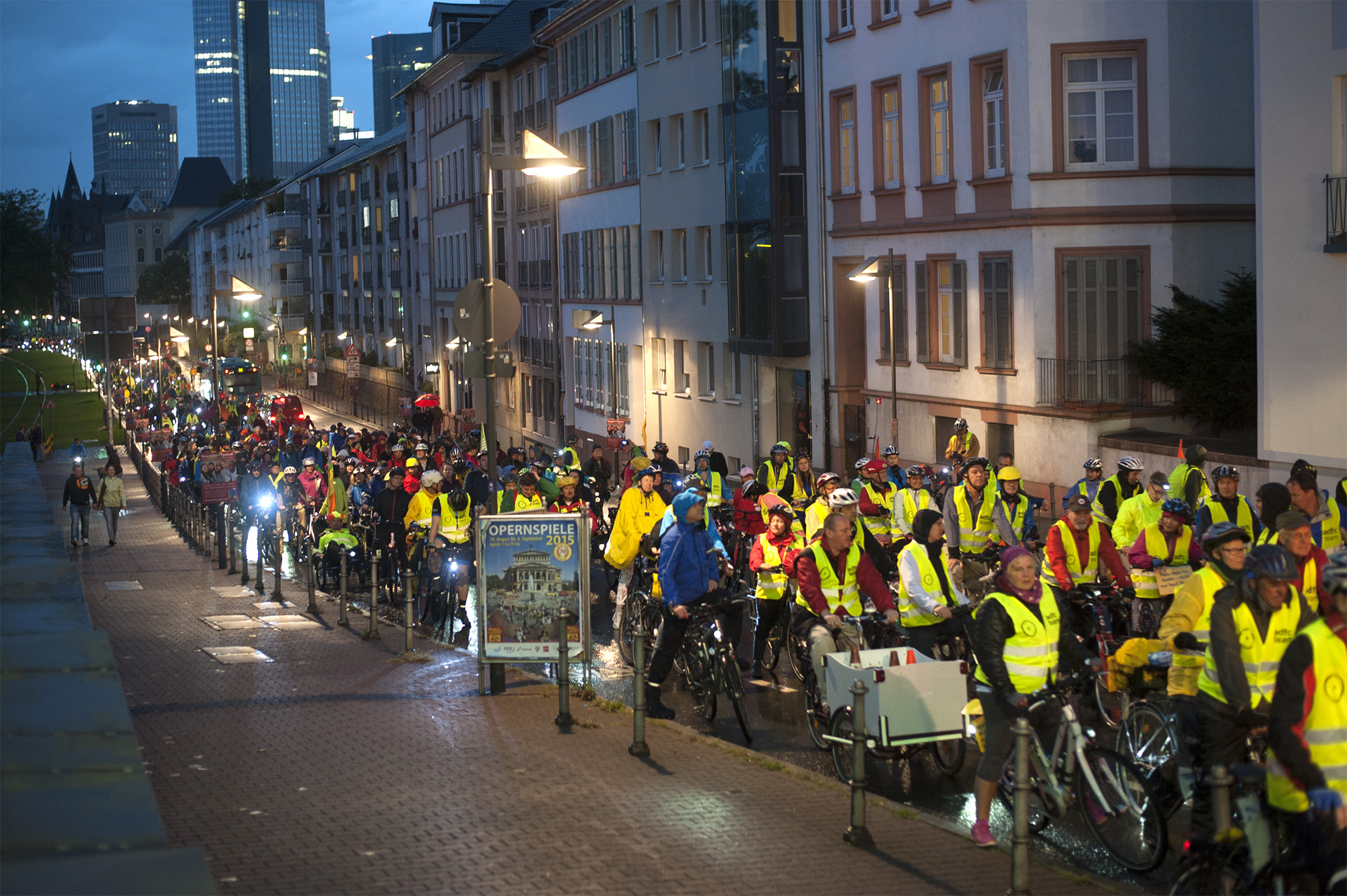 Start der bile-night 2015 am MainuferFotos: Eckehard Wolf