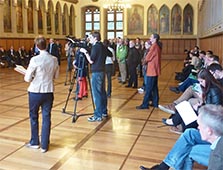 Auftakt im Kaisersaal des Frankfurter Römers Foto: Dr. Holger Küst