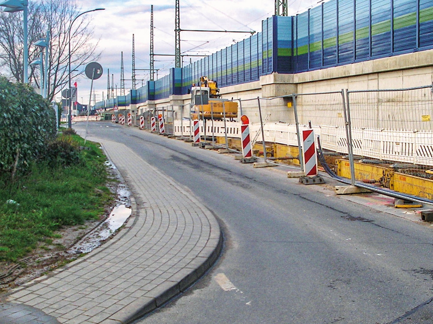 Engstelle Huizener Straße / Am Sportfeld: Radverkehrsführung? Fehlanzeige!Theo Sorg (2)