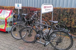 ffa-2023-6-06-fahrrad-parkplaetze-2