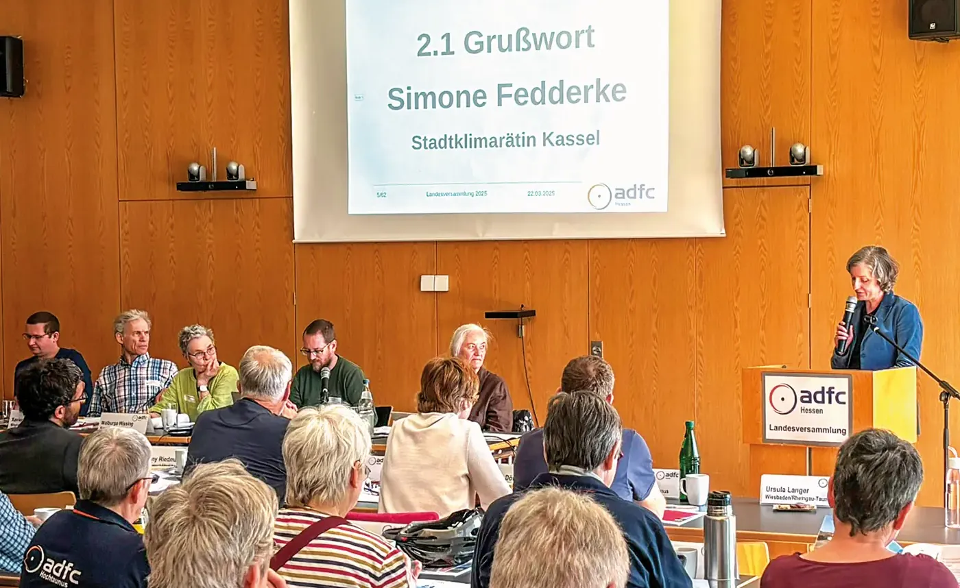 Der ADFC Hessen tagt in Kassel, begrüßt von der Klimastadträtin<br><span class="image-copyright">Dagmar Förster</span>