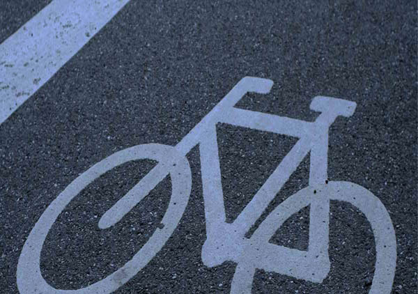 Fahrrad-Symbol auf Straße