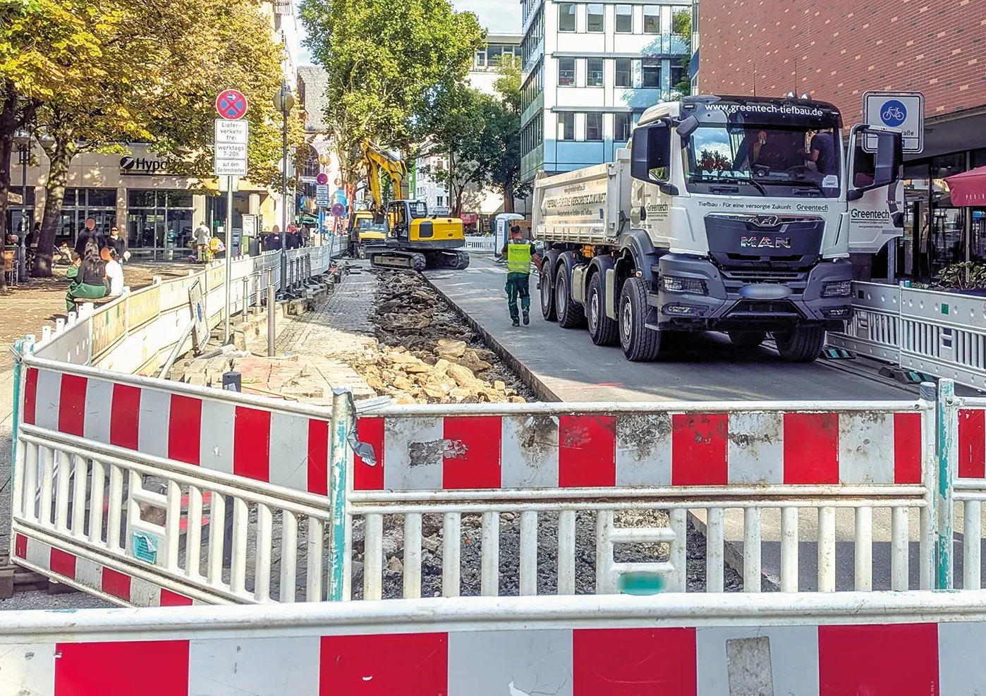 Blick auf eine Baustelle in der Töngesgasse