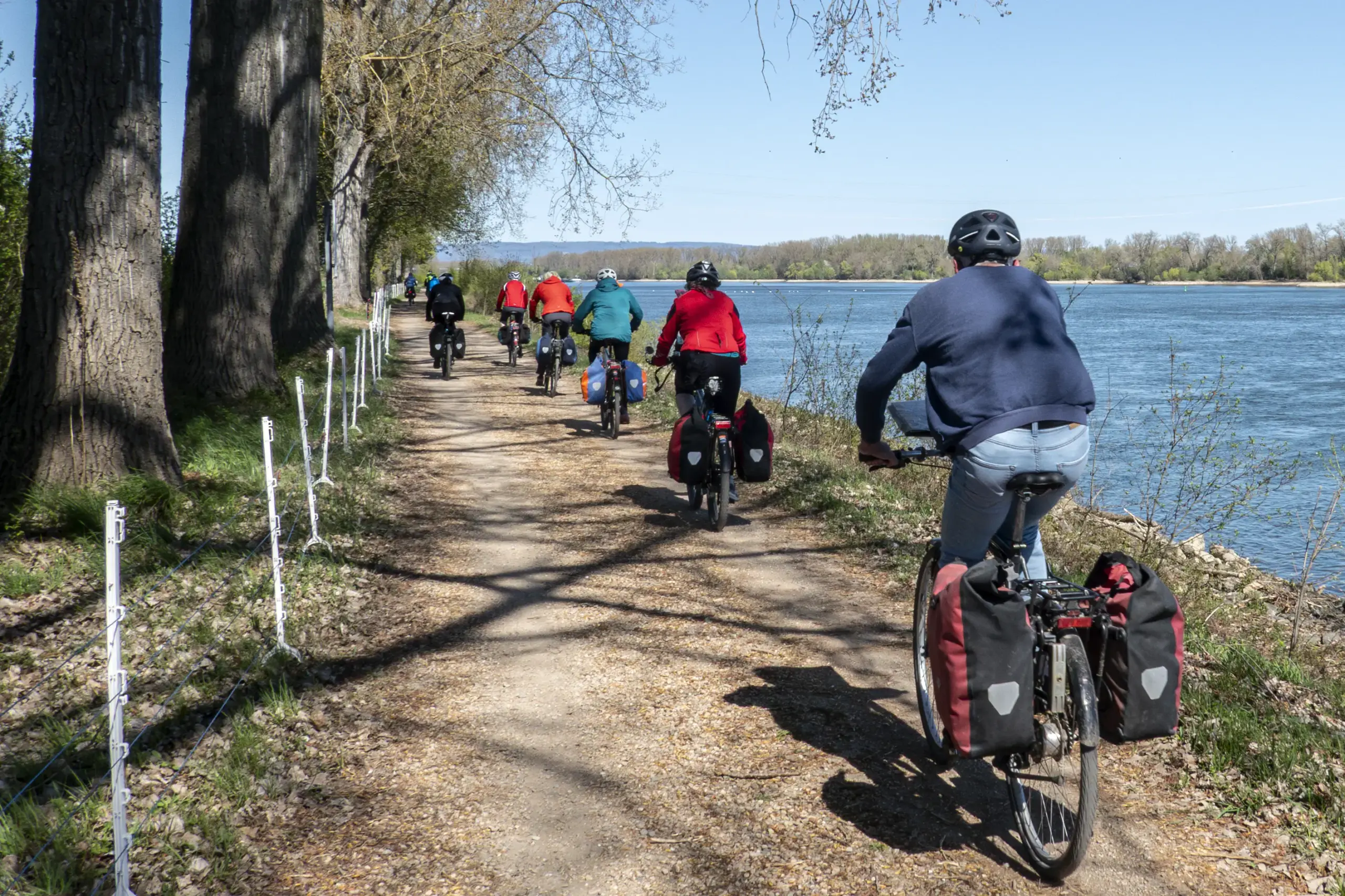 MTT-2026-03_Bild5_Weintour_April-2025_ECW1105_200_3x2_w2000_Ecki