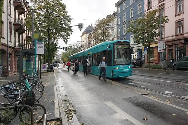 Bild zur Podiumsdiskussion der Verkehrswende Frankfurt zur Kommunalwahl 2026